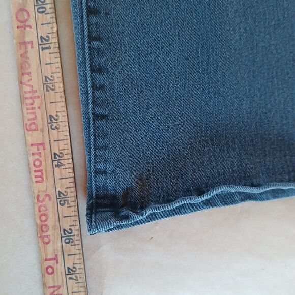 Charter Club Curvy Bootcut Jeans Size 10 Short Gray Denim Tummy Control Pants - Picture 11 of 12